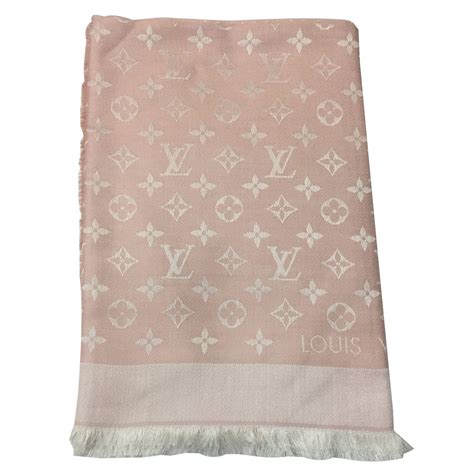 louis vuitton pink cashmere scarf.